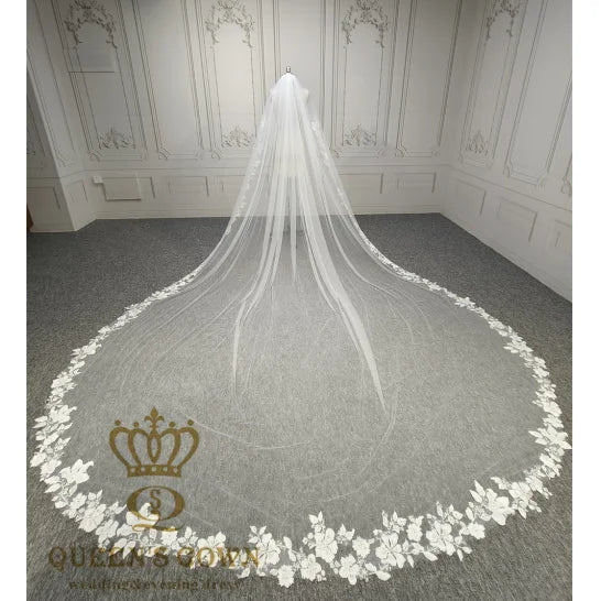 Queens Gown Simple Elegant Bridal Veil with Embroidered Flowers Lace Long Train Wedding Dress Veil