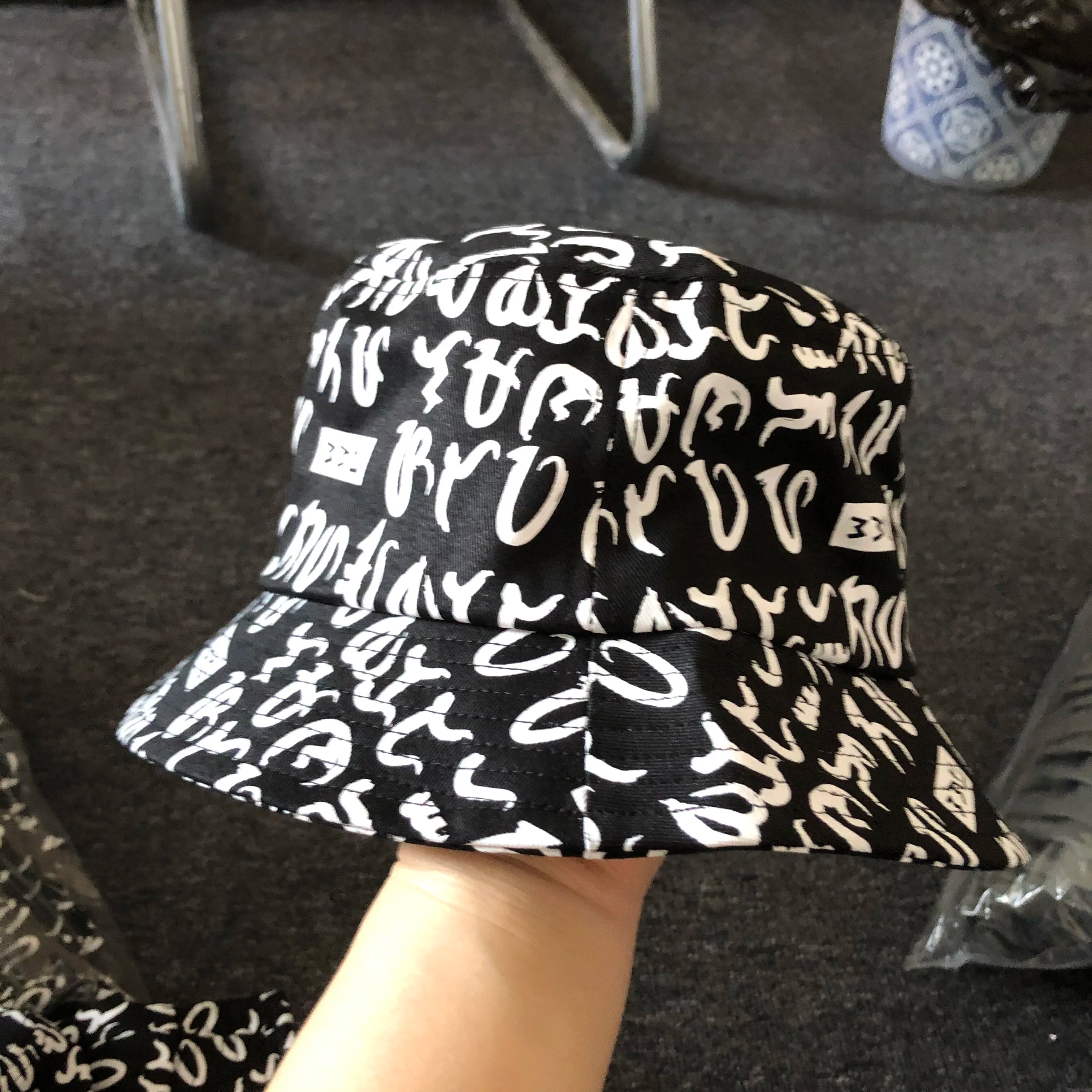 Custom Logo MOQ Kids Bucket Hats Fashion Plain Cotton Fishermen Hat with Animal Print for Outdoor Summer Activities