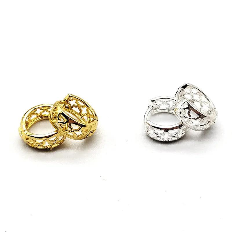 Classic Trendy 18K Gold Metal Four Leaf Clover Flower Huggie Earrings Delicate Brass Small Hoop with Hollow out Design