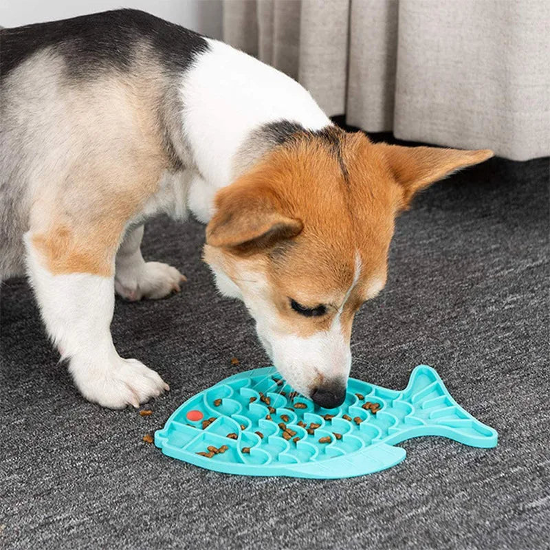 Hot Sale Pet Products Animal Shape Anti Choking Cat Dog Food Bowl Mat Lick Pad Silicone Pet Slow Feeder Pad