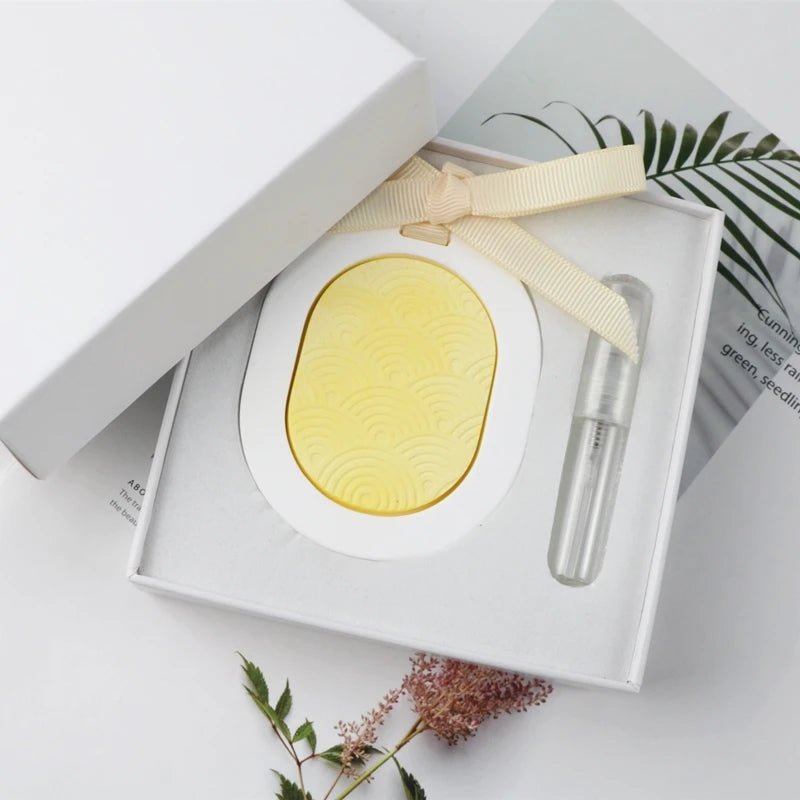 Hanging Scented Ceramic Car Wardrobe Aroma Plaster Air Freshener Handmade Porcelain Flower Home Fragrance Essential Oil Diffuser