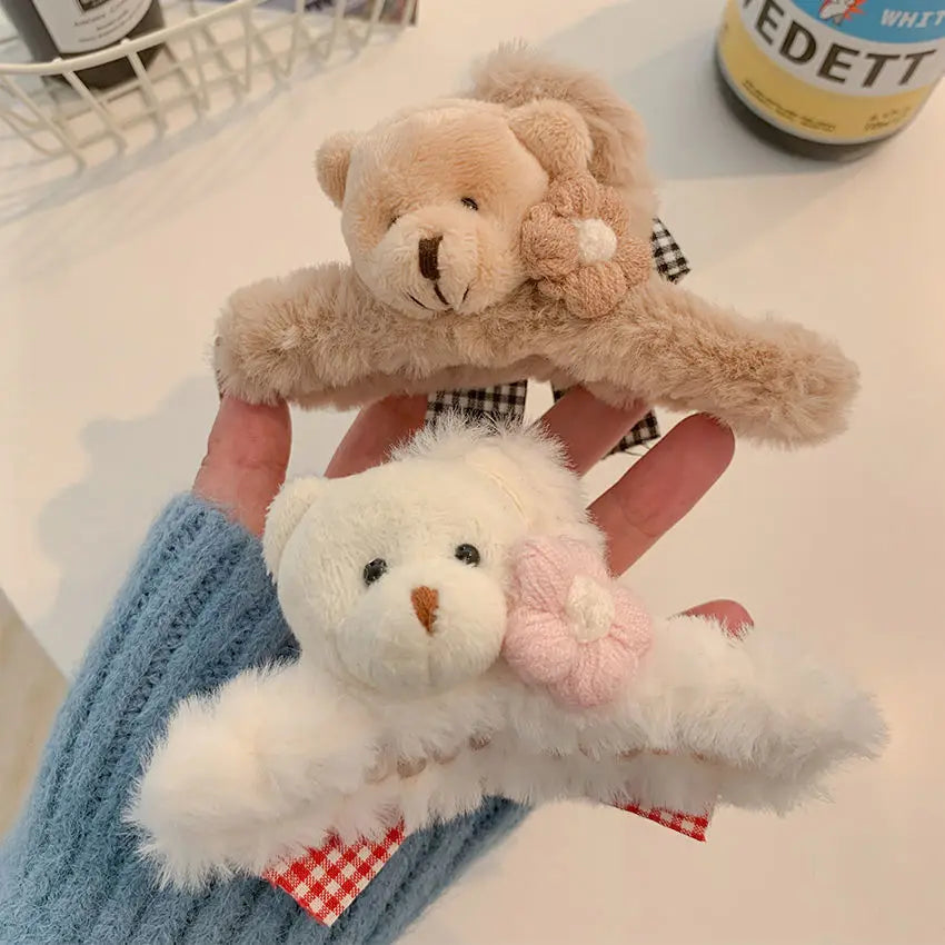 Autumn and Winter Cute Cartoon Plush Hair Shark Clip Girl Furry Hair Accessories Women Cute Bear Rabbit Claw Clips for Hair