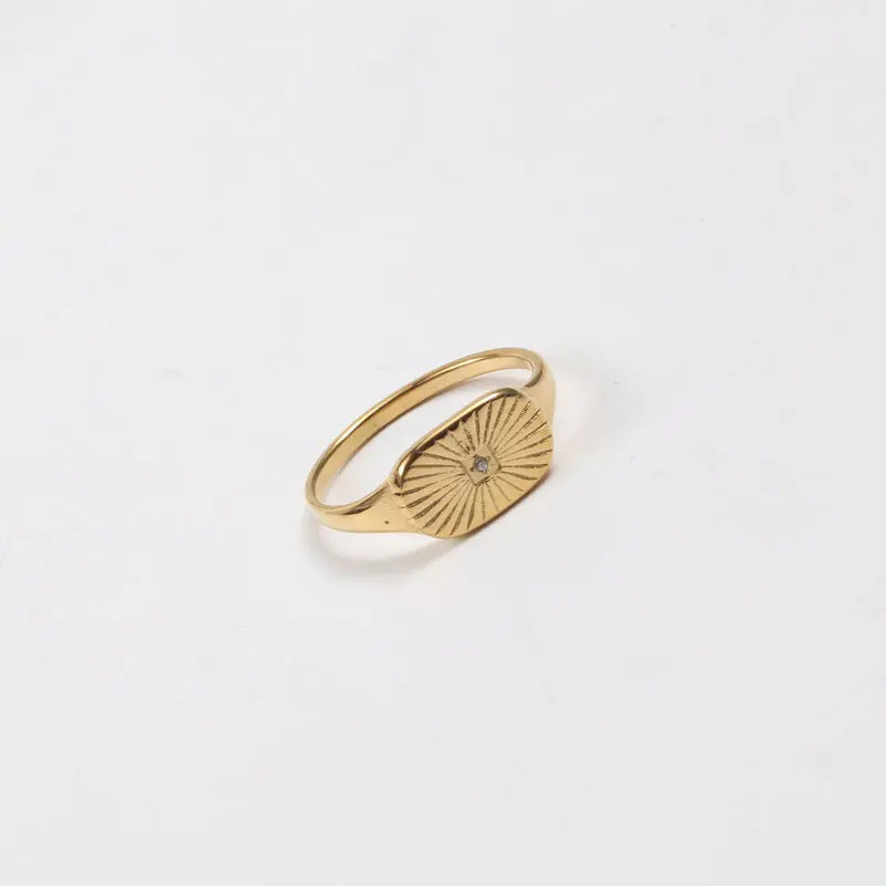 Fashion Trendy Engrave Stainless Steel North Star Ring Gold Plated Oval Shape CZ Crystal starburst Ring