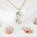 Custom Dried Flower in Resin Abstract Face Shaped Pendant Necklace Jewelry Lateral Face Epoxy Dry Flower Necklace for Women