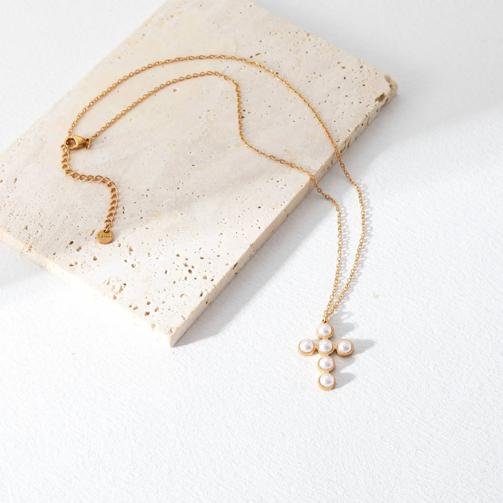 Fashion Statement Stainless Steel Gold Plated Elegant Pearl Inlaid Cross Necklace for Women Ladies