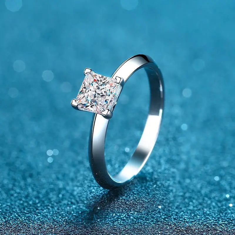 Aimgal Trendy GRA Certified Moissanite Diamond Ring 2ct D-VVS1-3EX Princess Cut Prong Setting S925 Sterling Silver Plated Pt950