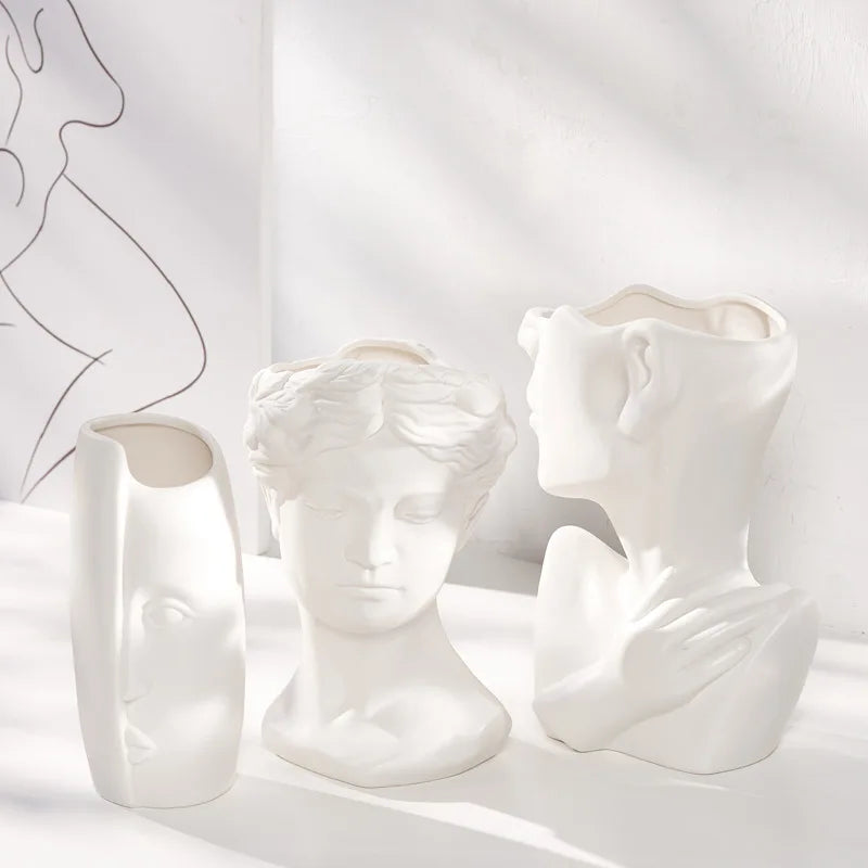 Modern White Handmade Ceramic Tabletop Vase Contemporary Home Decor Chinese Style Sculpture Face Indoor Circle Wedding