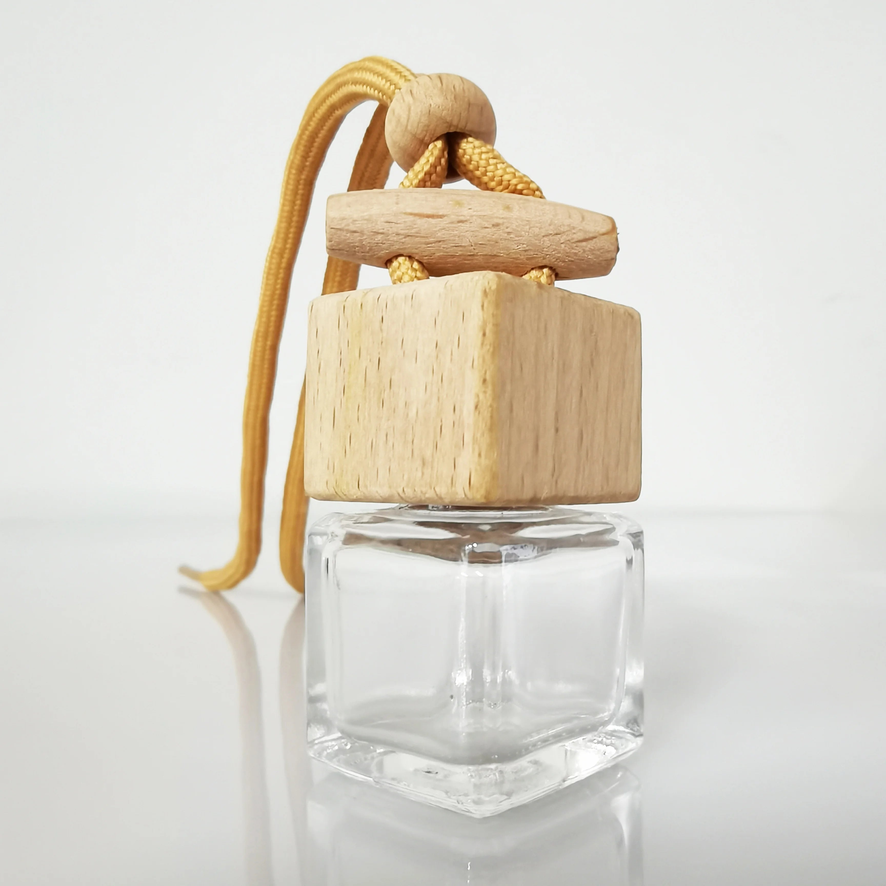 8ml Car Fragrance Glass Bottle with Cotton Rope Hang Cross-Bar Design and Plastic Stopper