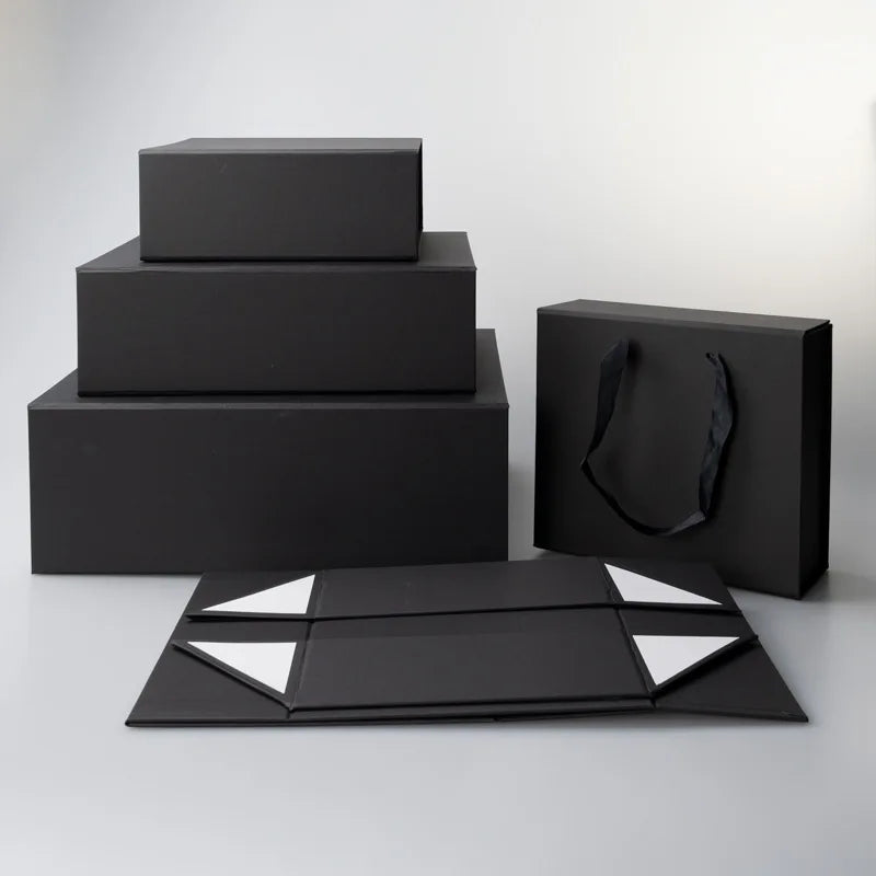 High-End Luxury Magnetic Gift Paper Box Large Foldable and Recyclable with Black and White Color Scheme Low MOQ Lid Closure
