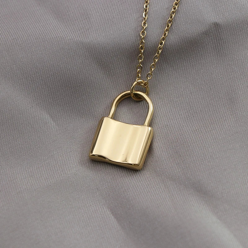 Minimalist Jewelry Dainty Padlock Pendant Necklace Stainless Steel Gold Lock Necklace for Men Women
