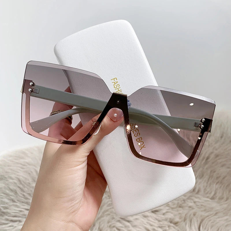 2024 New Fashion Frameless Blue Sunglasses Women Retro Style Travel Sunglasses High Quality Glass Lenses Metal Personalized Lens