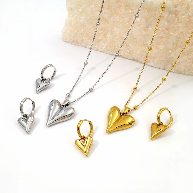 Fashion Designer Stainless Steel Jewelry Wholesale PVD 18K Gold Plated Love Heart Pendant Necklace Drop Earrings Sets for Women