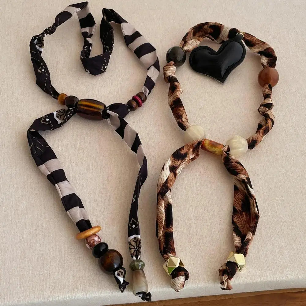 Fashion Maillard Leopard Printed Silk Scarf Necklace Unique Retro Design for Women's Autumn and Winter with Beaded Accessory