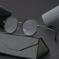 New Arrival Vintage Sun Glasses Stylish Retro Unisex Metal Sunglasses Black Gold PC Small Wholesale Custom Logo Gafas De Sol