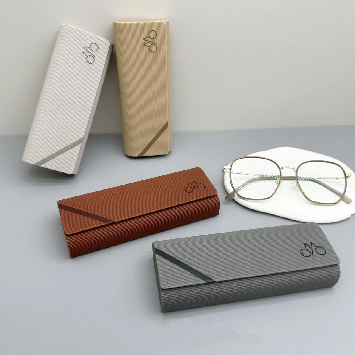Manufacturer Direct Pressure Resistant Handmade Glasses Box Myopia Glasses Sunglasses Storage Box logo Printable Sunglasses case