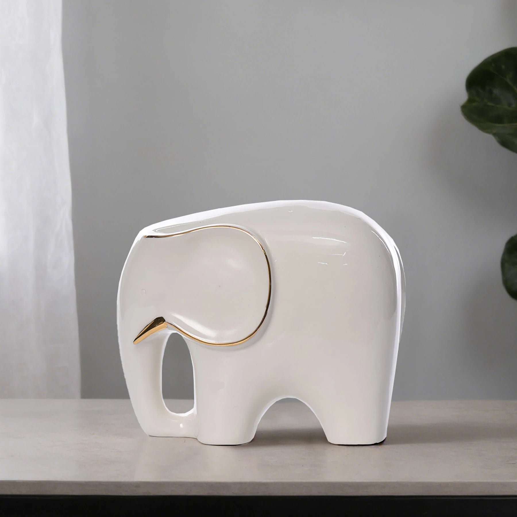 Wholesale Handmade Porcelain Crafts Animal Art Elephant Figurine Decoration Ceramic Home Ornament