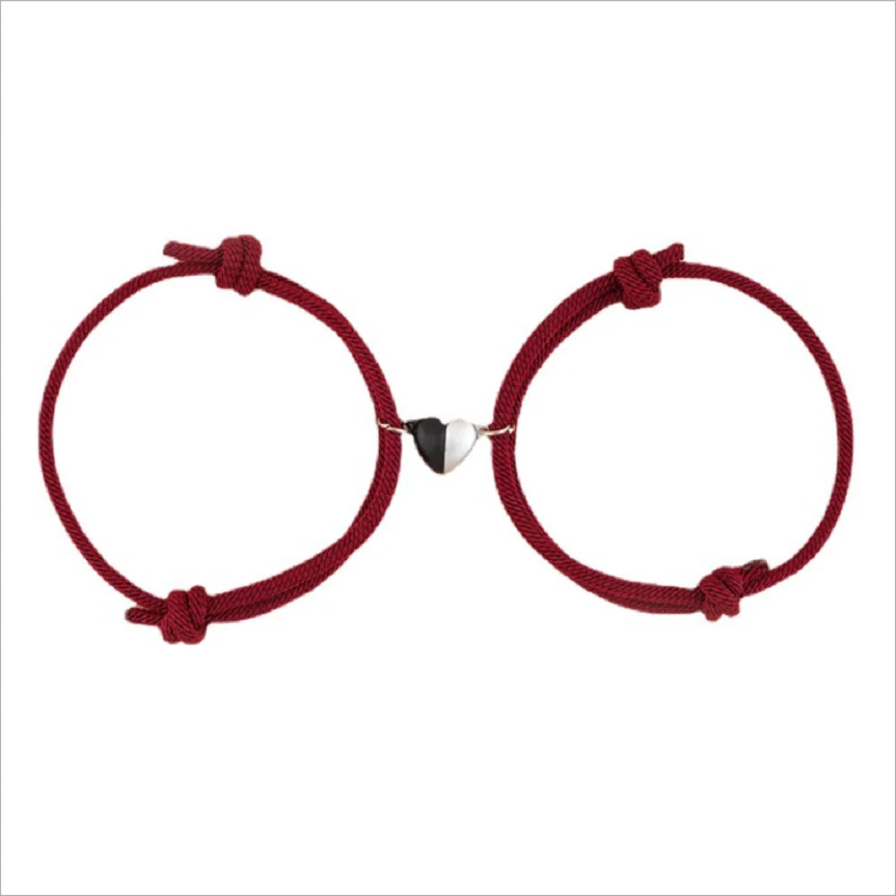 Fashion Simple Black-and-white Heart Shaped Magnetic Adjustable Bracelet Charm Woven Friendship Bracelets for Couples