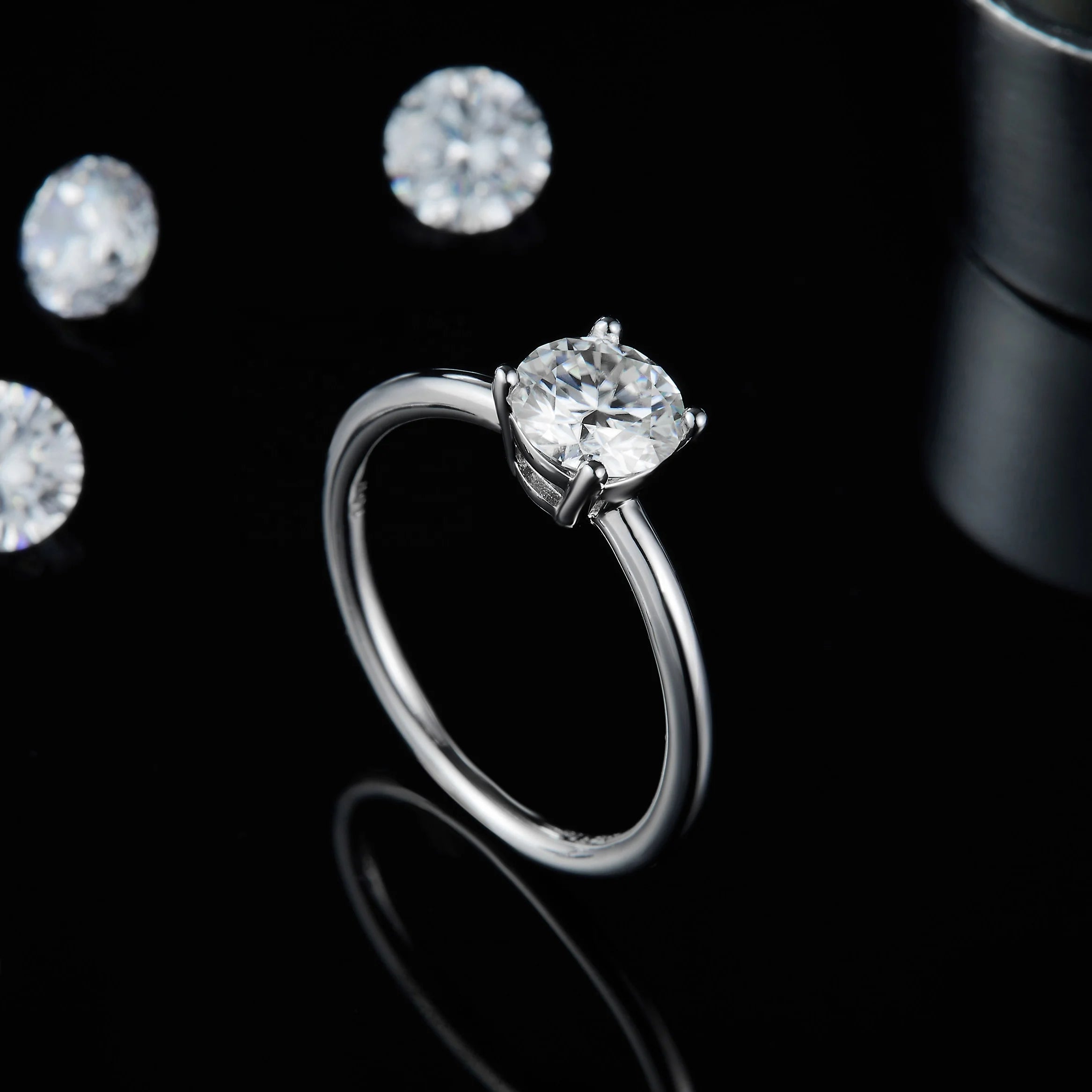 Abiding Jewelry Wholesale Custom Women Sterling Silver 4 Prong Setting Round Shape Moissanite Ring