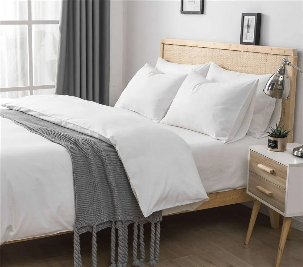Hot Sell Factory Directly Supply Luxury Solid Colors Duvet Cover Set Private Label Satin Pillowcases Bedding Sets