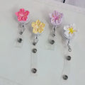 Cute Resin Flower Badge Reel Retractable ID Badge Holder With 360 Rotating Alligator Clip Name Holder for Nurse Gifts