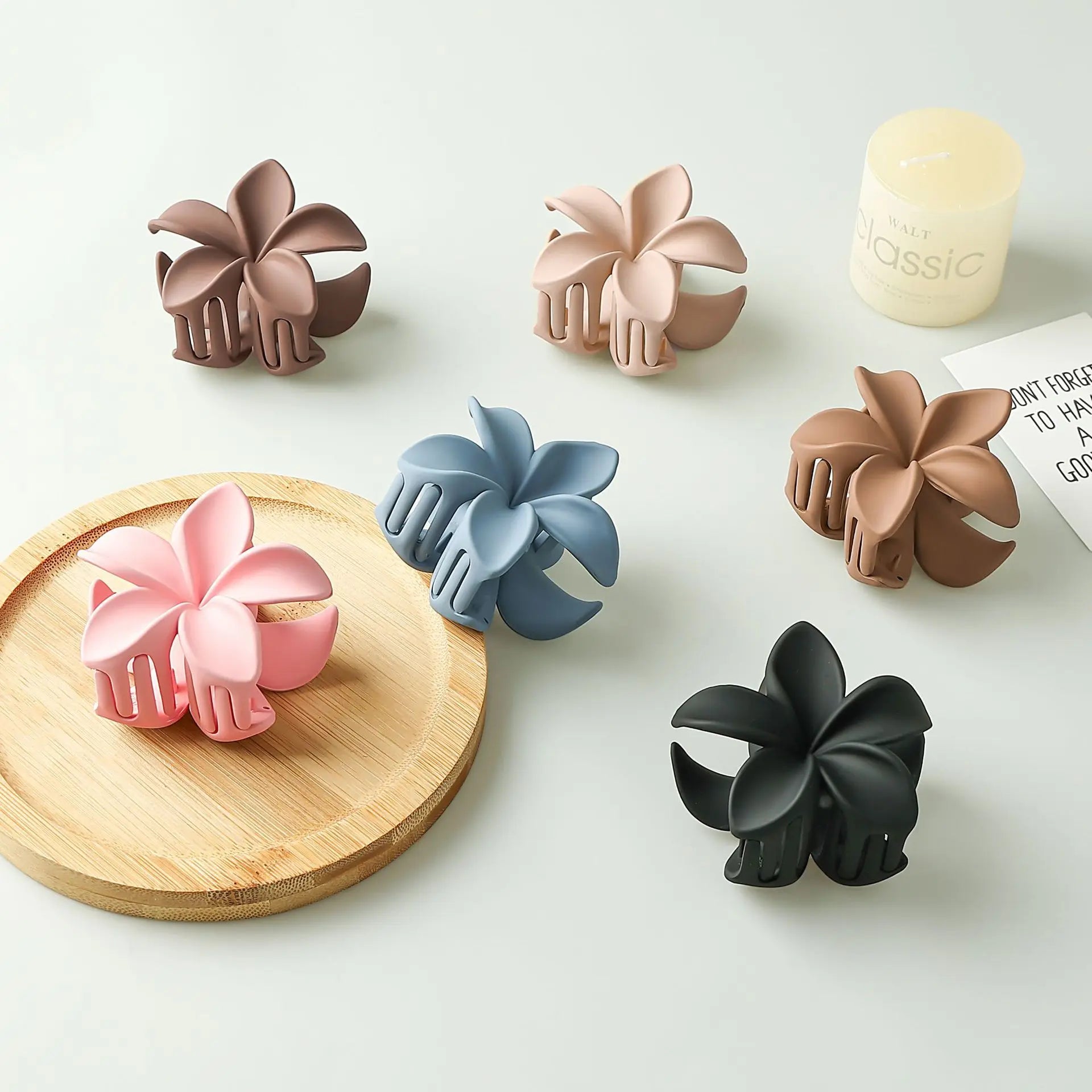 Fashion European and American Retro Matt Color Flower Hair Claw Clips Plumeria Shape Hair Side Clip