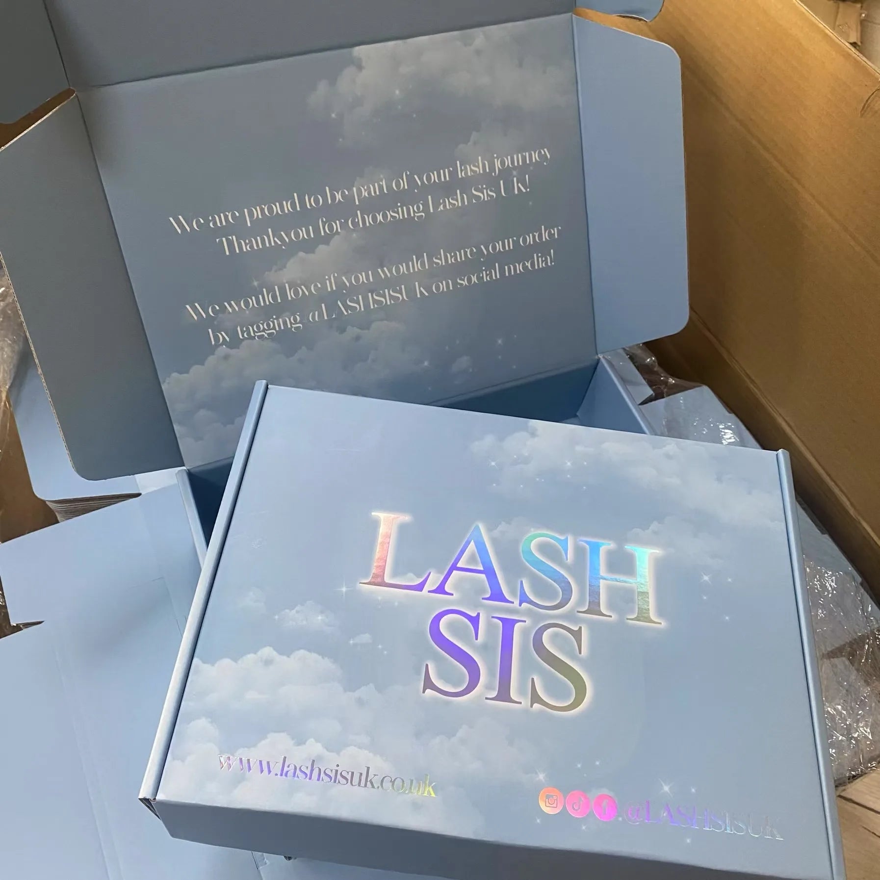 LOW MOQ Corrugated Recyclable Logo Pink Gift Packaging Shoes Clothes Box Paper Postal Mailer Shipping Boxes for Small Business