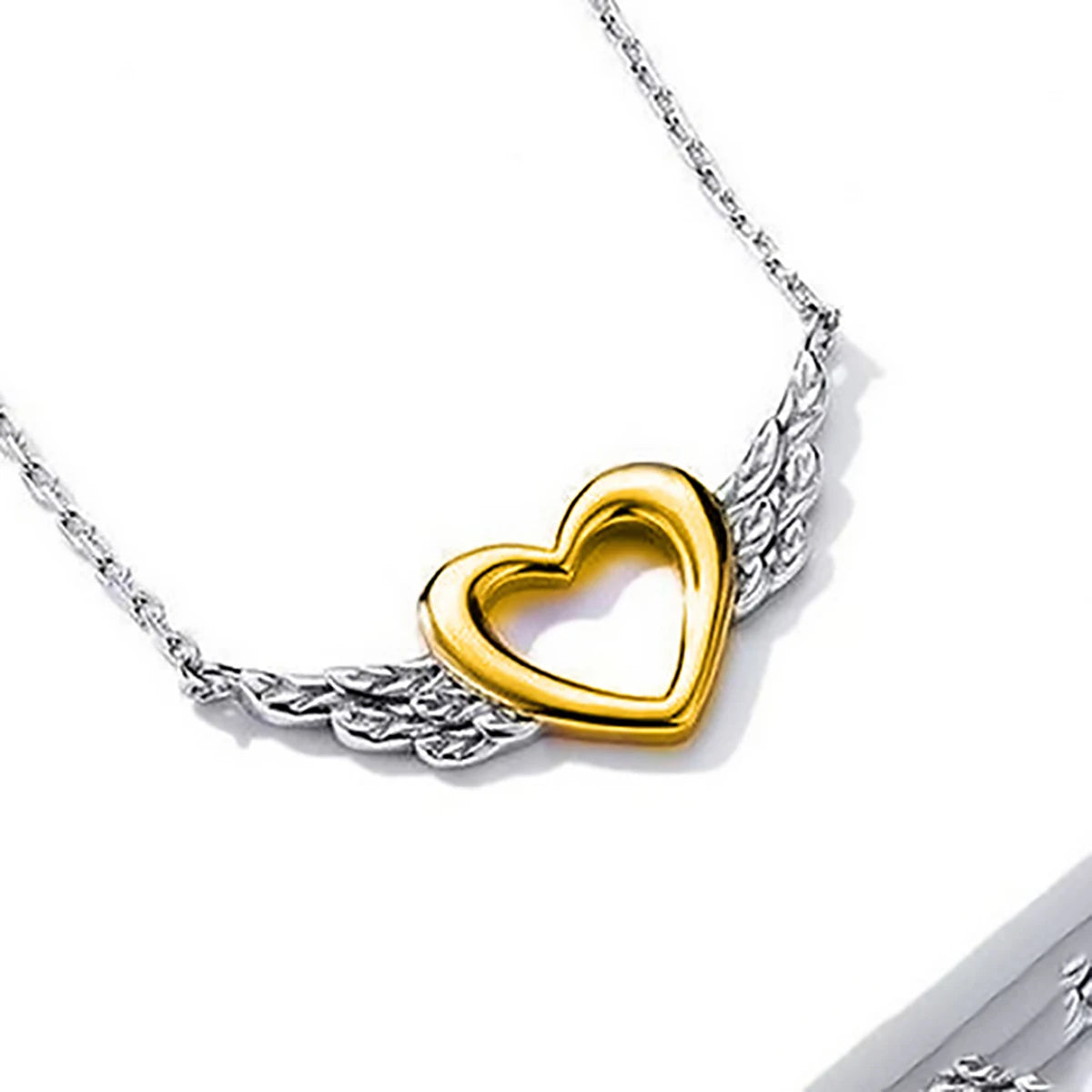 CAOSHI Simple Style Gold Plated Heart Shaped Silver Plated Angel Wings Necklaces for Women Wedding Pendant Necklaces for Jewelry