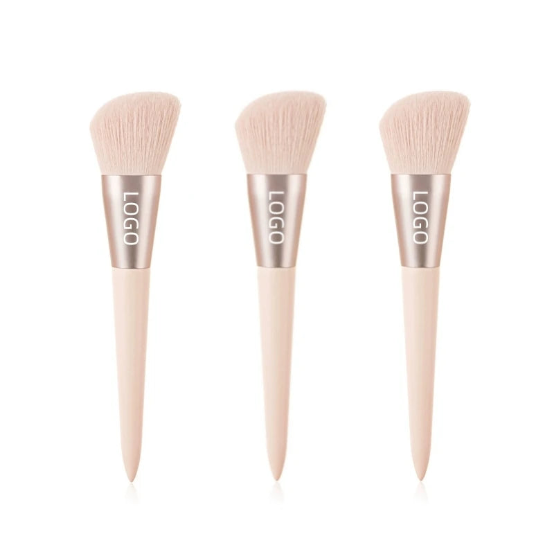 Wholesale Custom High Quality Angled Blush Contour Brush Light Pink Wood Handle Single Makeup Brush for Loose Powder Blusher