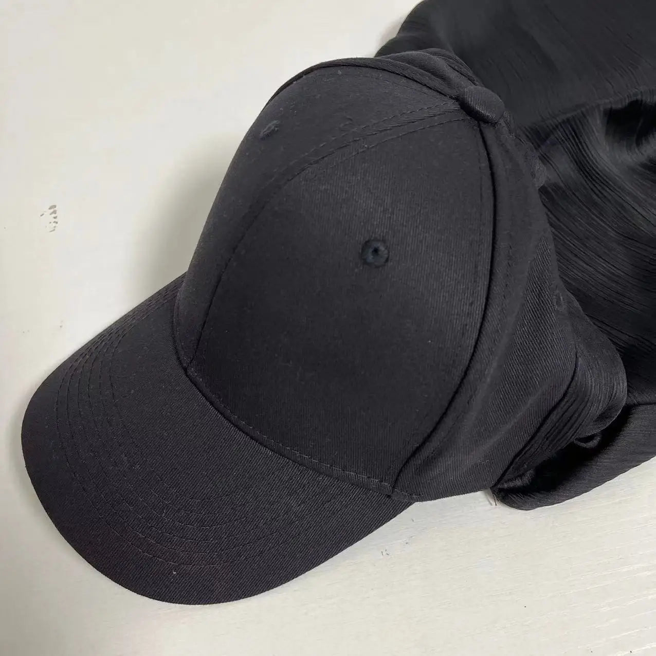 2022 New Fashion Crepe Satin Hijab with Baseball Caps Instant On-Sale Summer Shawl for Muslim Women