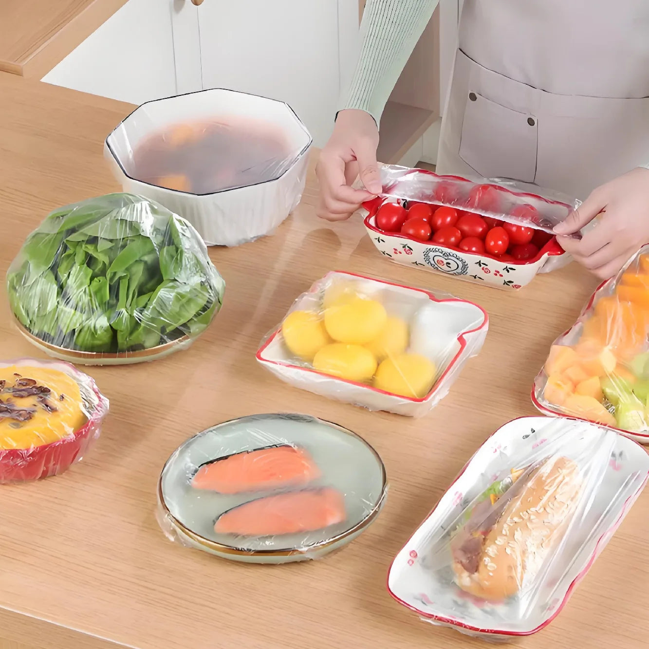 100pcs Disposable Food Cover Plastic Wrap Elastic Food Lids Storage Kitchen Fresh Keeping Saver Bag for Fruit Bowls Cups Cover