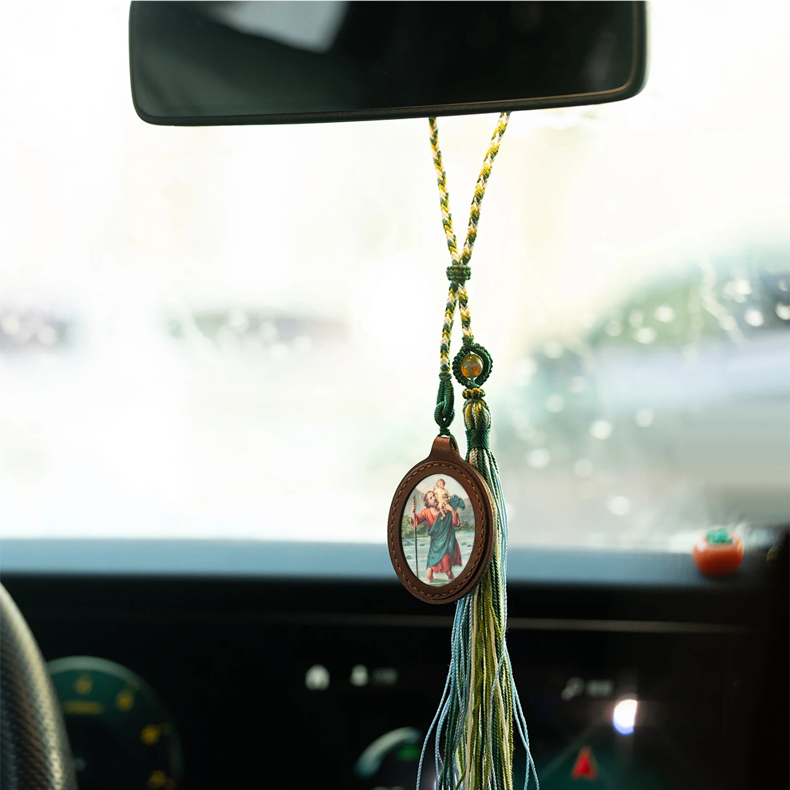 Wholesale Saint Christopher Resin Charm Pendant with Leather & Rope Chain for Car Hanging Travel Blessing Home Decor Unisex