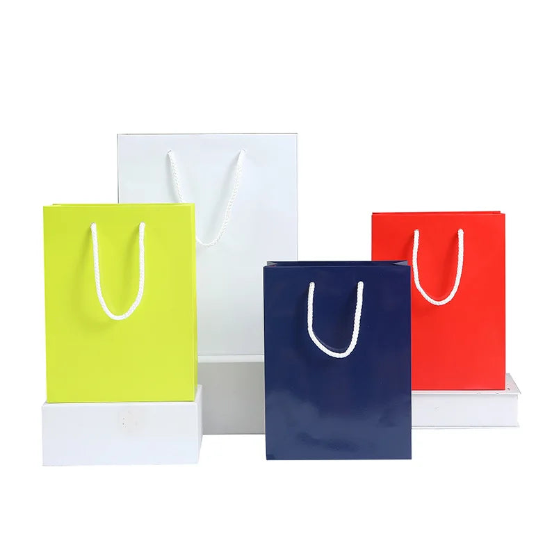 Factory Wholesale Customized Branded Logo Luxury Black Paper Apparel Packaging Gift Shopping Bag Pape Bag