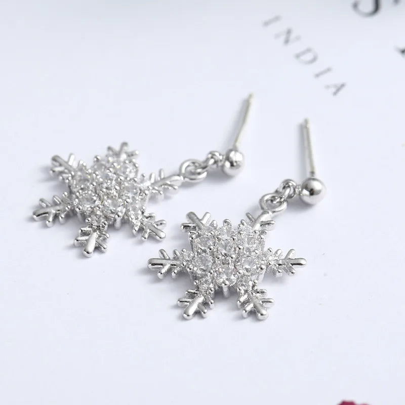 S925 Sterling Silver Earrings Temperament Snowflake Diamond Earrings Women's Joker Cute Earrings