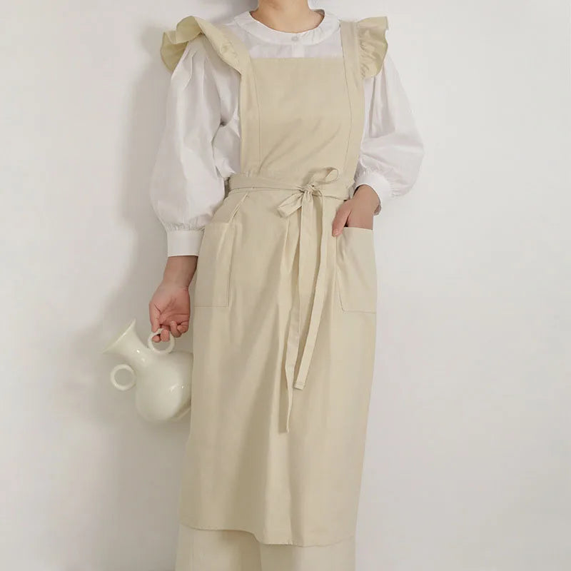 Wholesale Fashion Women Ruffle Shoulder Strap Breathable Cotton Waterproof Garden Apron with Pockets