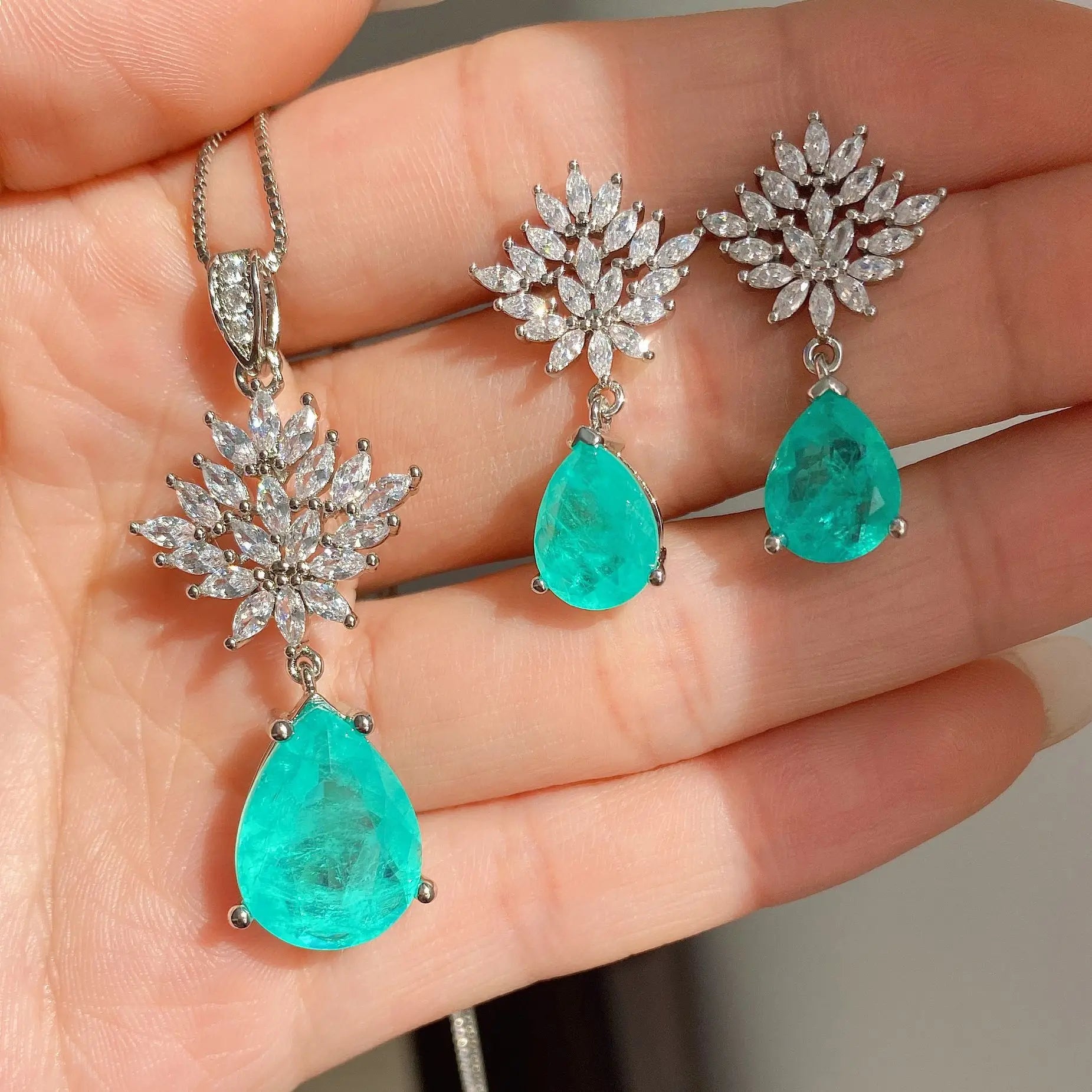 2023 New Popular Jewelry Set Pendant Earrings Copper Plated Banquet Wedding Gifts Women's Ornaments