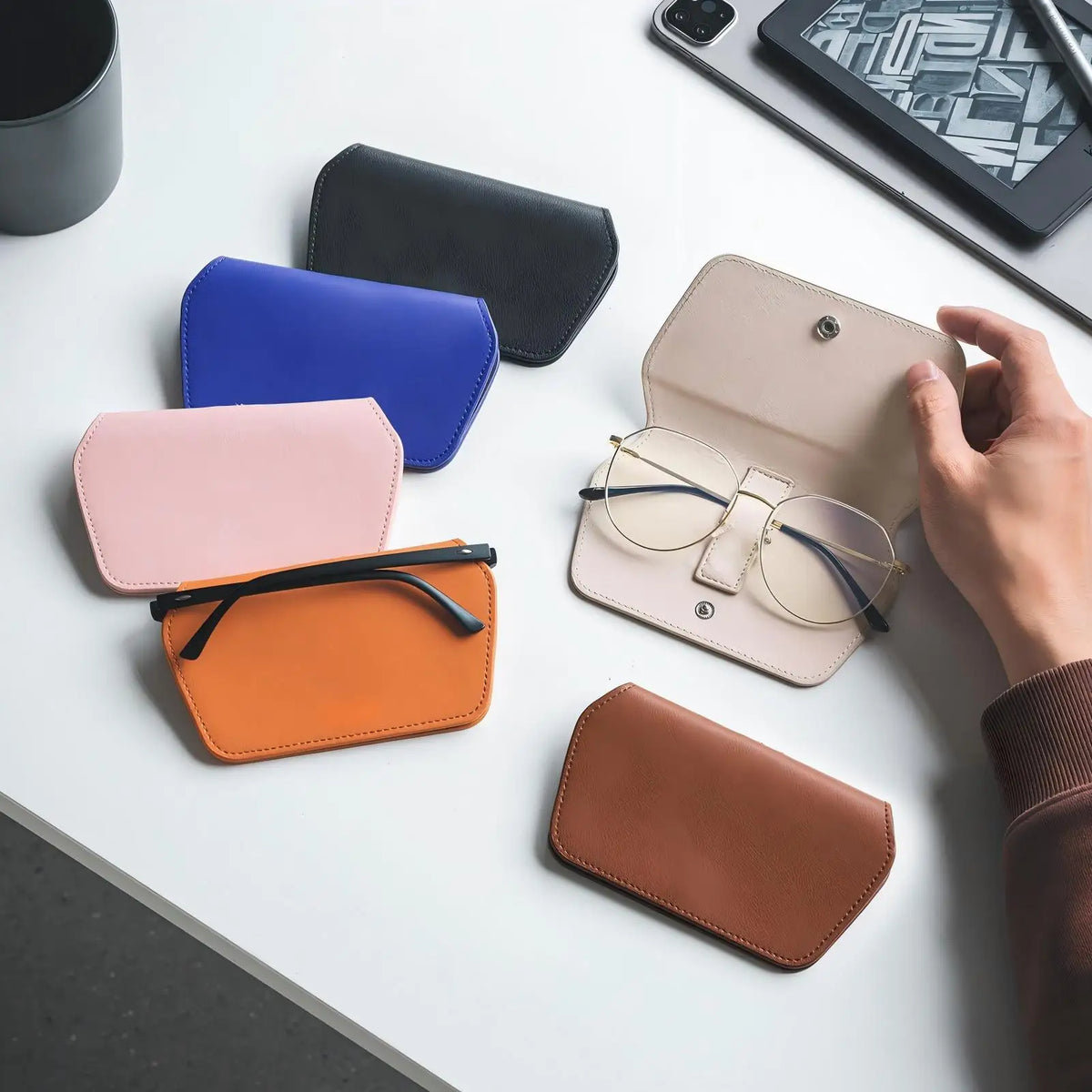 Ultra Slim Leather Glasses Case Portable Sunglasses Pouch With 2 Fixed Modes Fits Most Eyeglasses and Sunglasses for Travel MegaBDM