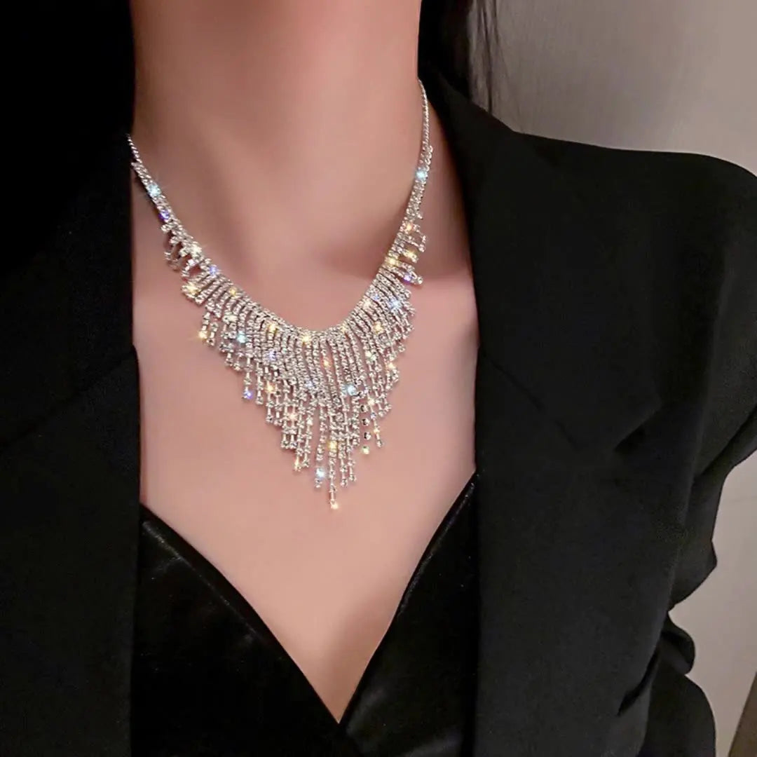 Women Diamond Necklace New Design Trending Girl Vintage Exaggerated Bling Shiny Tassel Necklace