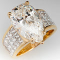 Huitan Wedding Anillos Super Large Water Drop Crystal Pure Zircon Ring Lady Girls Gold Luxury Chunky Ring for Women