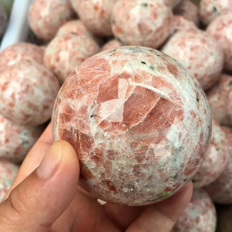 Wholesale Hot Sale Polished Gemstone Sphere Golden Sunstone Crystal Ball Healing Stone for Decoration