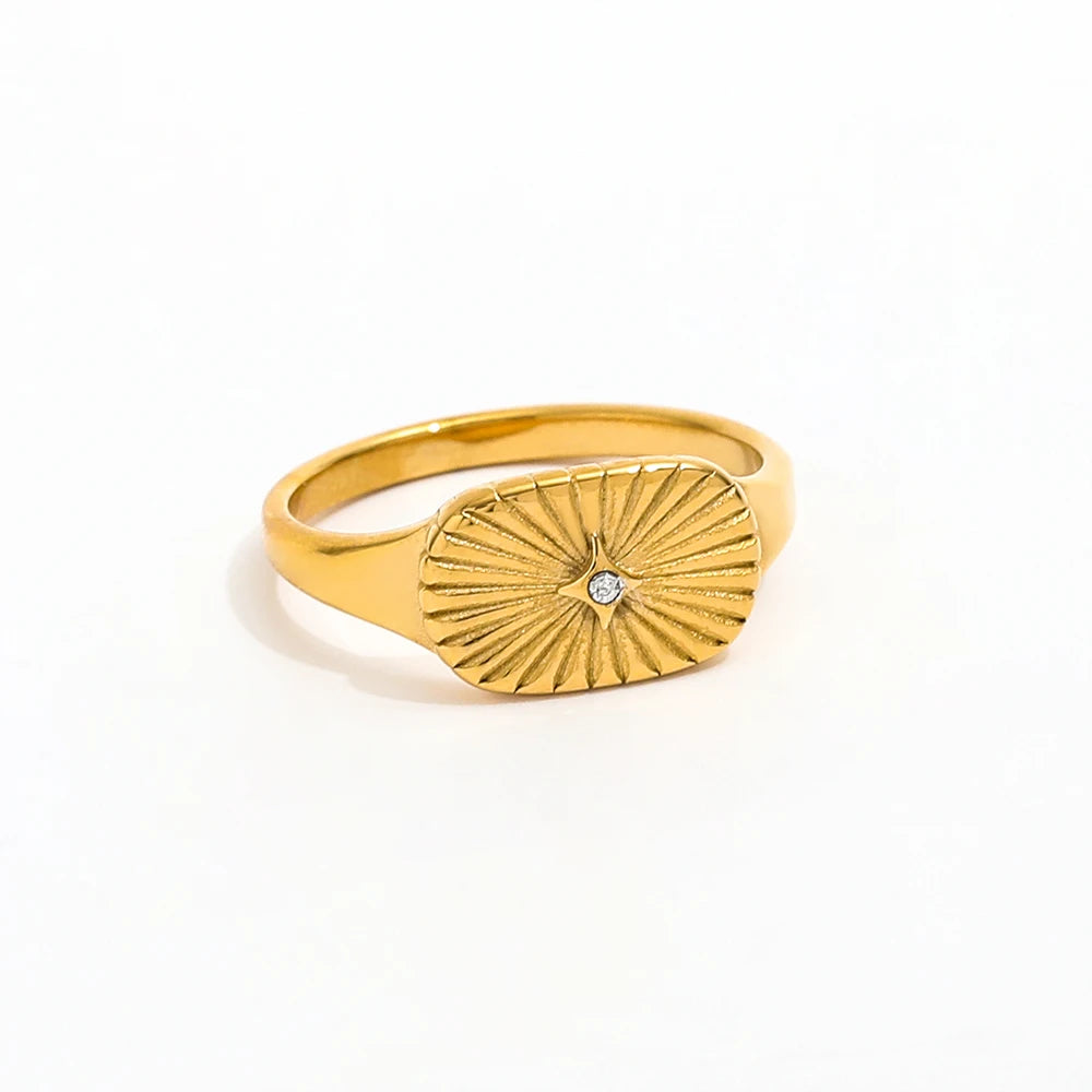 High End Tarnish Free PVD Gold Plated Sunburst Rings Stainless Steel Jewelry