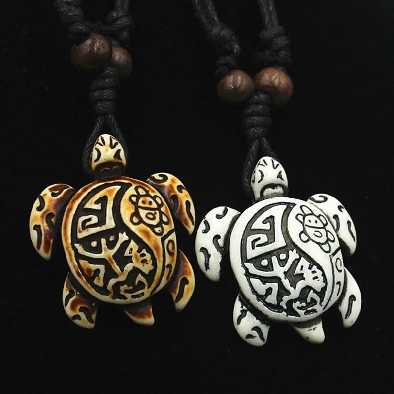 Wholesale Adjustable Turtle Necklace Hot Selling Yak Bone Carved Pendant for Europe America for Gift Features Rope Chain Sweater