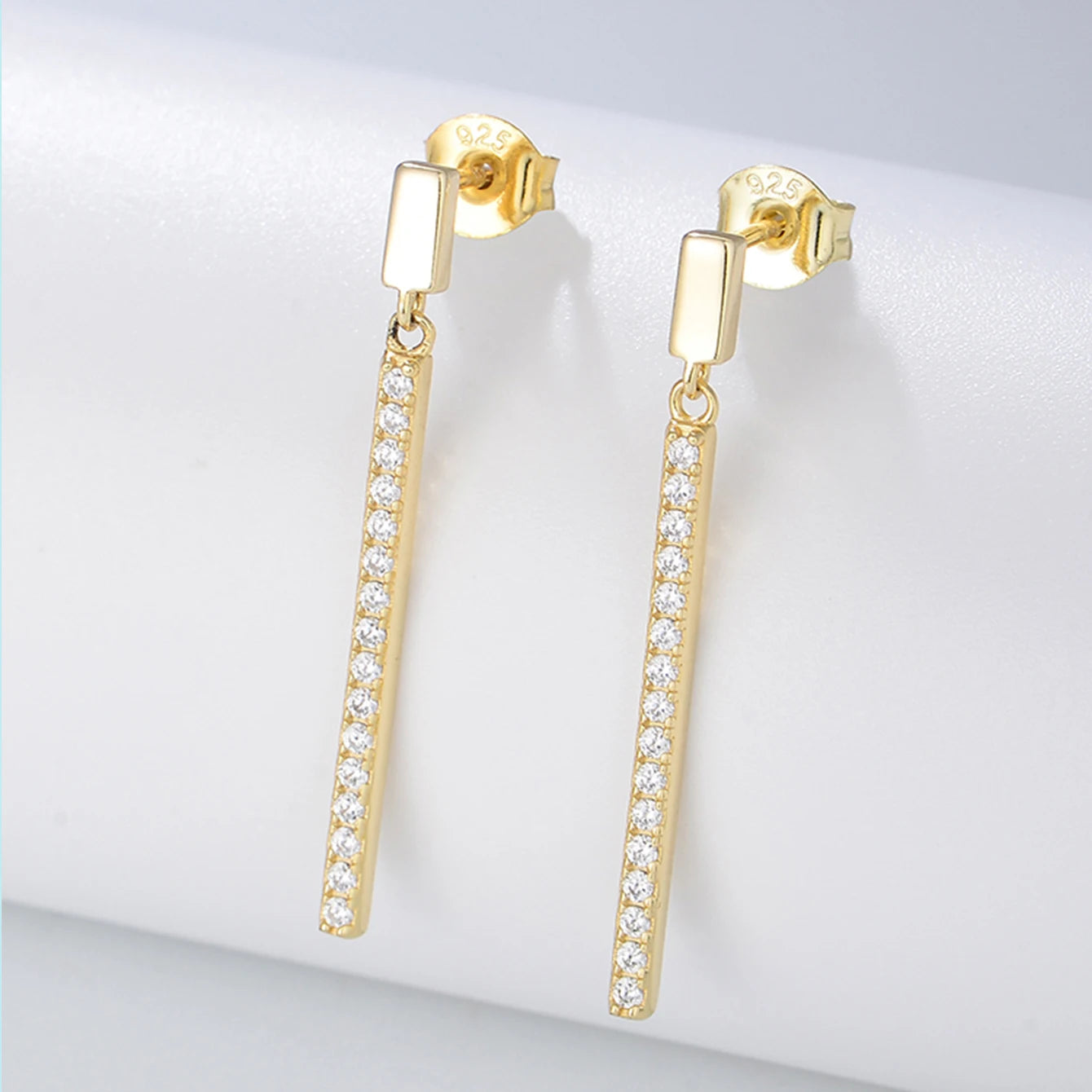 2025 New Style Famous Brand Design Long Chain Earring Post Stud Vertical Bar Stud Earring