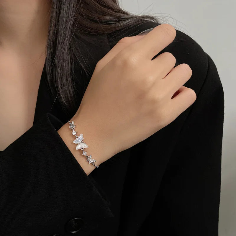 2022 Trend Adjustable Cubic Zirconia Butterfly Bracelet Silver CZ Butterfly Bracelet Fashion Jewelry Bracelet
