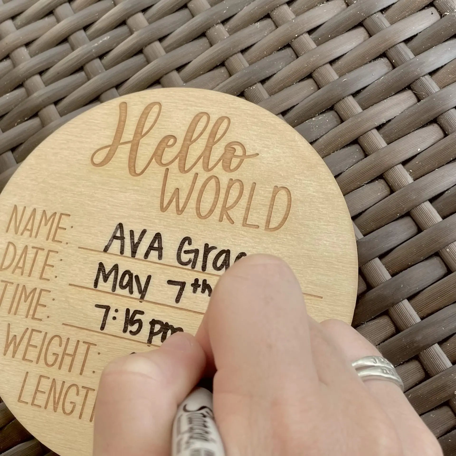 Baby Party Favors Personalized Newborn Photo Props Baby Birth Announcement Sign Wooden Hello World