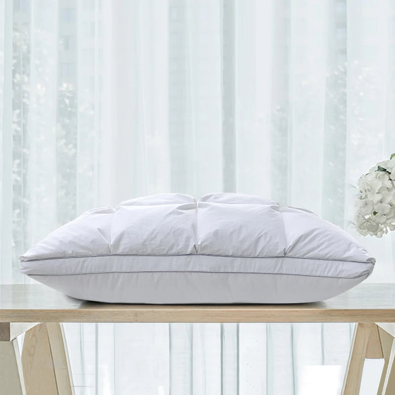 China Factory's High Goose Feather 100% Cotton Pillow Lightweight Soft Microfiber for Home Hotel Home Hotel Sleeping Bed