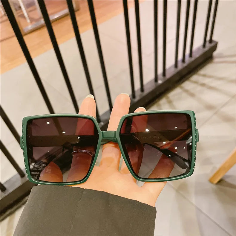 2022 Wholesale Oversized Trendy Ladies Women Fashion Sunglasses