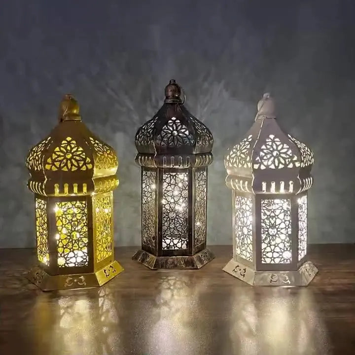 Hot Selling Iron LED Hollow Wind Light Handheld Wind Lantern MAE06 for Christmas Home Decoration Atmosphere Ornament