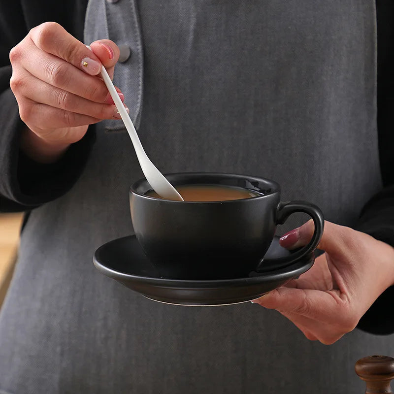 New Design Espresso Cups 80ml Custom Ceramic Coffee Cup and Saucer Set White Porcelain Cappuccino Latte Coffee Mug Tea Cups