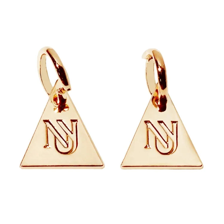 Custom Triangle logo Bikini Gold Charms Zinc Alloy Mini Accessory Private Letter Pendant for Jewelry