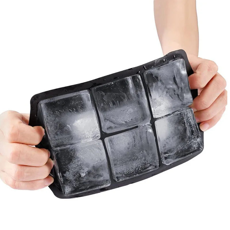 BPA Free Silicone Ice Cube Trays Large Size Stackable Flexible Silicone Ice Cube Molds with Leak Proof Removable Lid